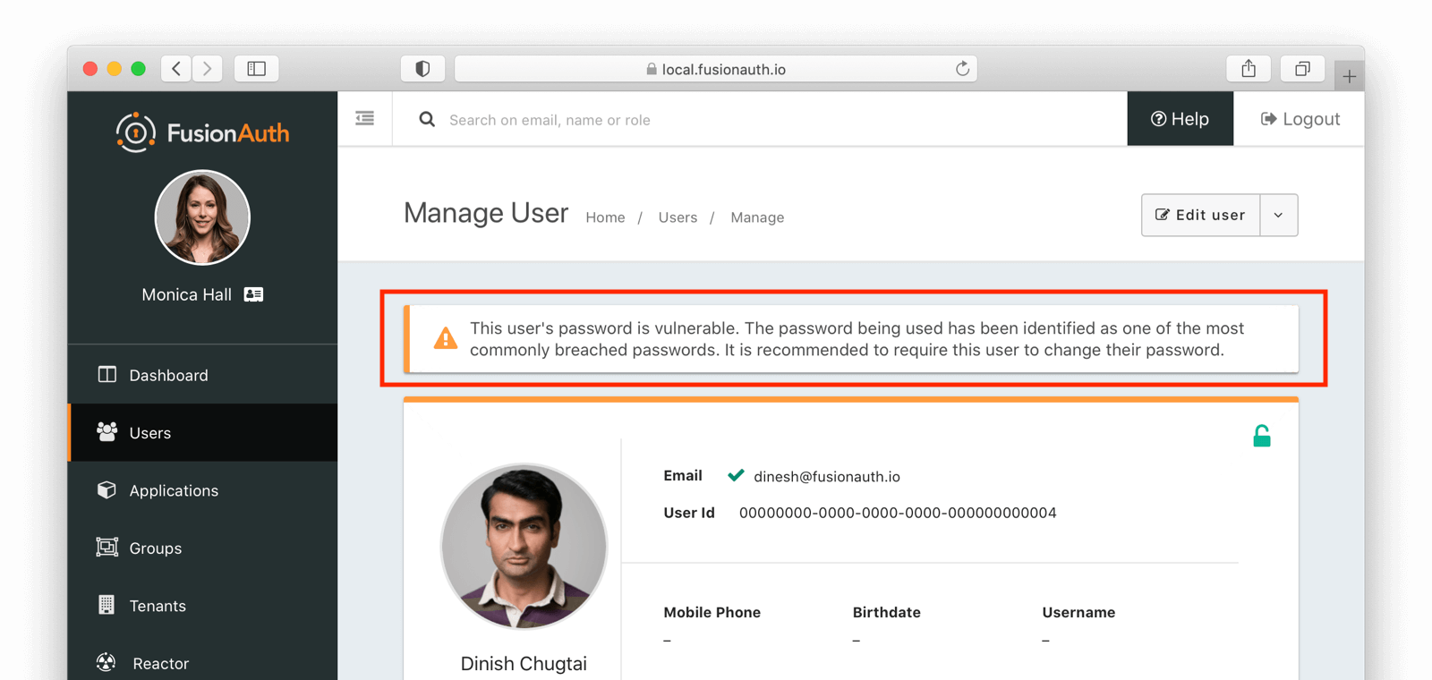 The vulnerable password message in the admin interface